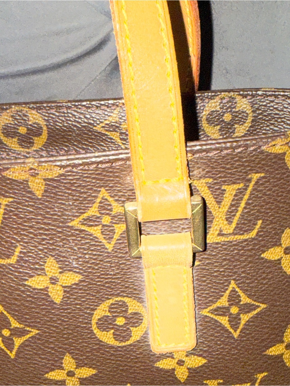 🔥EUC Louis Vuitton Monogram Vavin PM SR1010 comes with dustbag🔥 - Picture 15 of 17